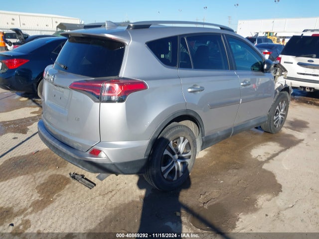 Toyota RAV4 LE 2017 2T3ZFREV6HW354398 Image 4
