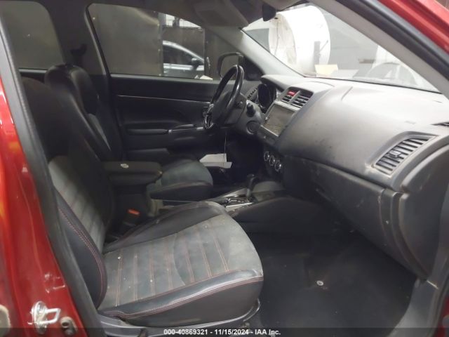 JA4AP3AW7JU017063 Mitsubishi Outlander Sport 2.4 Se