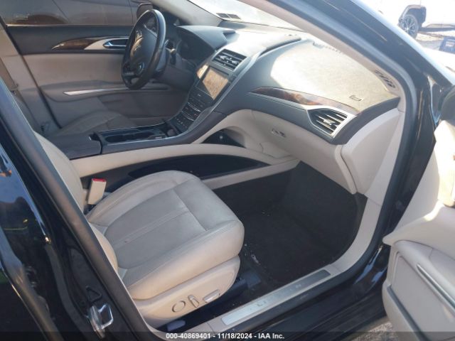3LN6L2G98GR601230 Lincoln MKZ