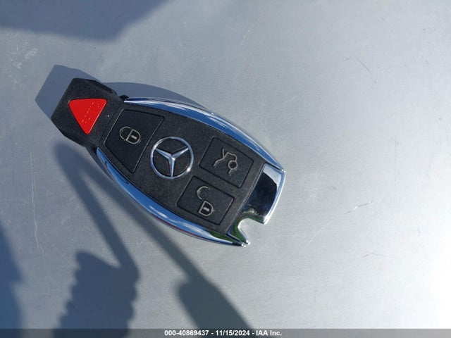 55SWF4JB6HU216043 Mercedes-Benz C 300 Luxury/sport