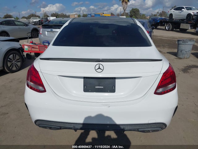 55SWF4JB6HU216043 Mercedes-Benz C 300 Luxury/sport