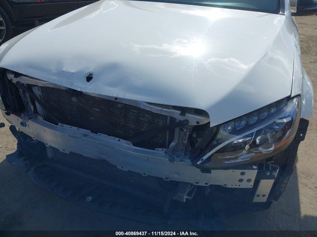 55SWF4JB6HU216043 Mercedes-Benz C 300 Luxury/sport