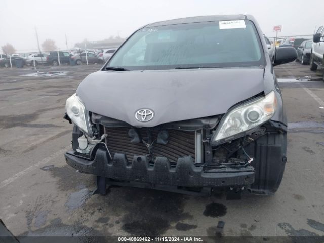 5TDZK3DC1FS666068 Toyota Sienna L 7 Passenger
