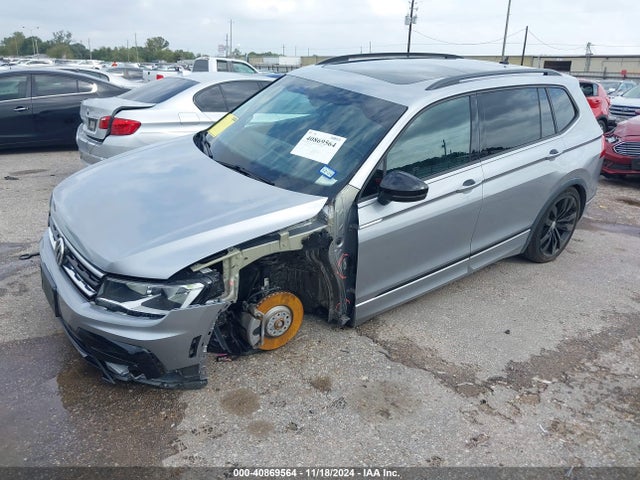 3VV3B7AX8MM018438 Volkswagen Tiguan 2.0t Se/2.0t Se R-line Black/2.0t Sel
