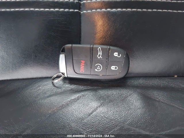 2C3CCAGG6JH160625 Chrysler 300 300s Awd