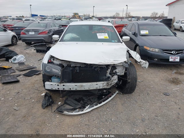 2C3CCAGG6JH160625 Chrysler 300 300s Awd