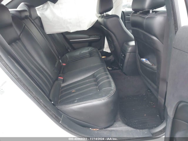 2C3CCAGG6JH160625 Chrysler 300 300s Awd