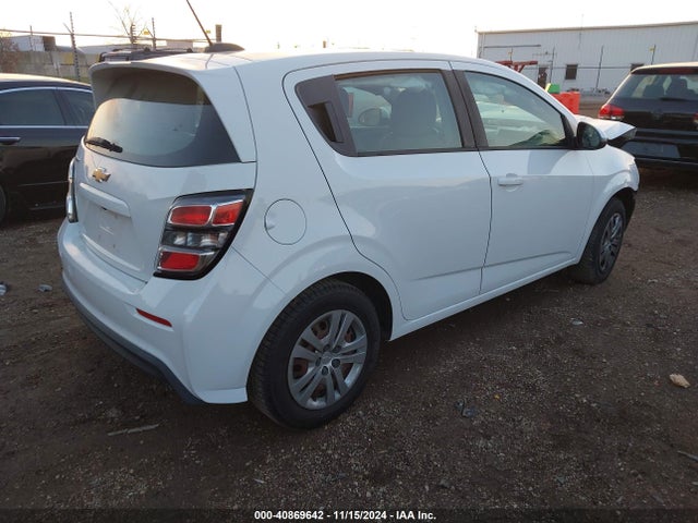 1G1JG6SH1H4173576 Chevrolet Sonic Lt Auto