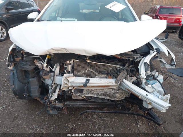 1G1JG6SH1H4173576 Chevrolet Sonic Lt Auto