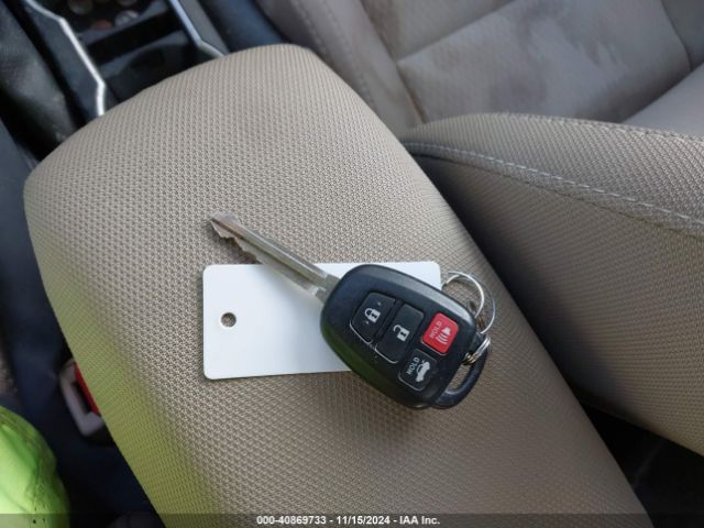 2T1BURHE8GC616059 Toyota COROLLA LE