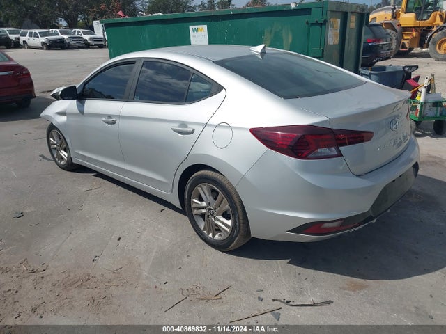 Hyundai ELANTRA SEL 2019 5NPD84LF2KH425355 Image 3