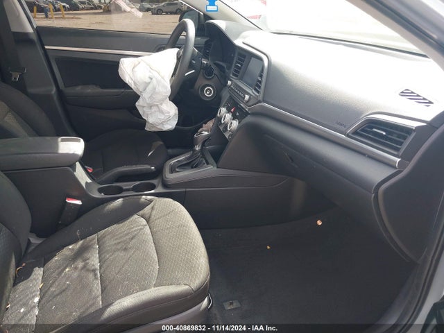 Hyundai ELANTRA SEL 2019 5NPD84LF2KH425355 Image 5