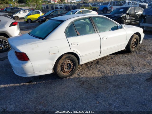 2001 MITSUBISHI GALANT 4A3AA46G41E143323 Photo 3