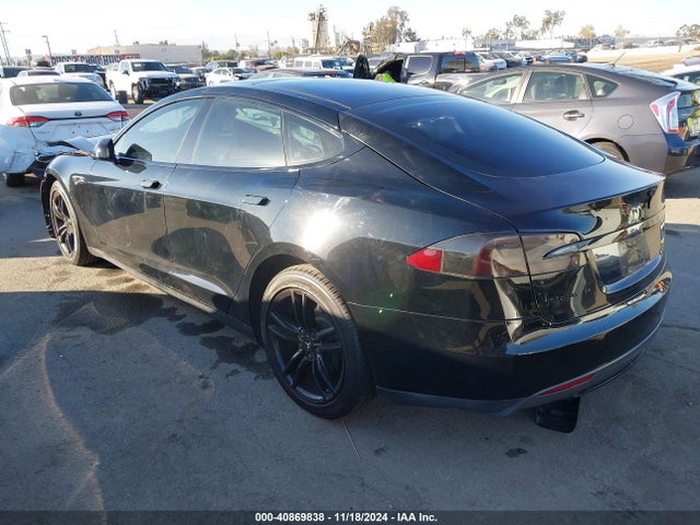 2013 TESLA MODEL S 5YJSA1AC3DFP10599 Photo 2