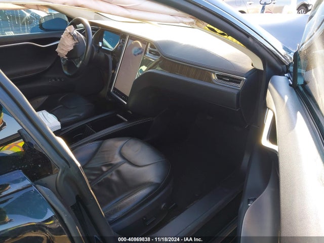 2013 TESLA MODEL S 5YJSA1AC3DFP10599 Photo 4