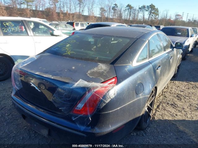 2011 JAGUAR XJ SAJWA1JC4BMV08152 Photo 3