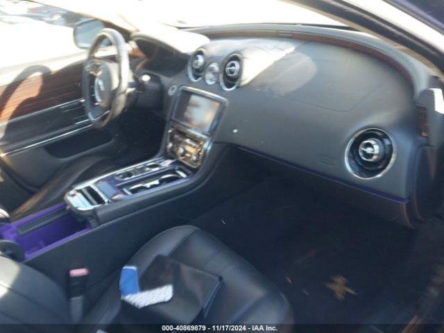 2011 JAGUAR XJ SAJWA1JC4BMV08152 Photo 4