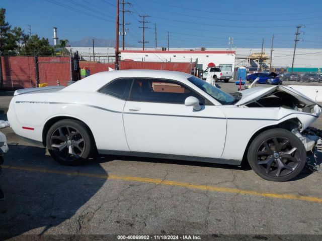 2C3CDZBG5FH788699 Dodge Challenger Sxt Plus