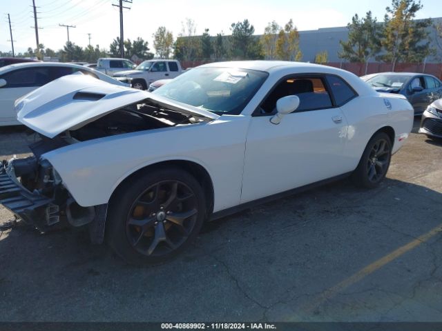 2C3CDZBG5FH788699 Dodge Challenger Sxt Plus