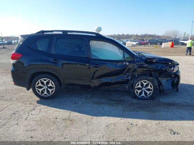 JF2SKAJC2LH549143 Subaru Forester Premium
