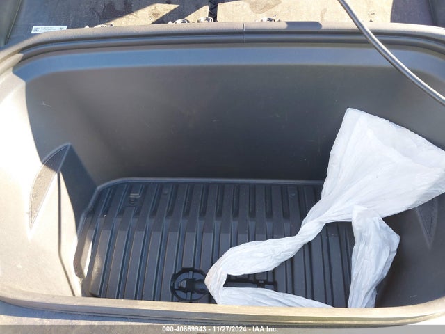 2023 TESLA MODEL Y 7SAYGDEE0PA175922 Photo 9
