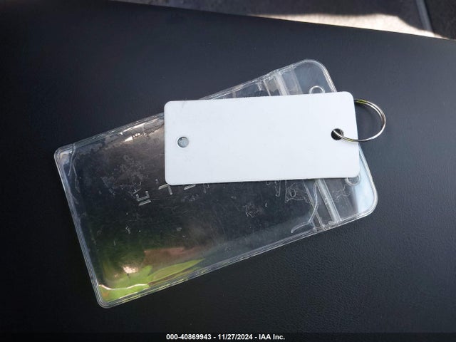 2023 TESLA MODEL Y 7SAYGDEE0PA175922 Photo 10