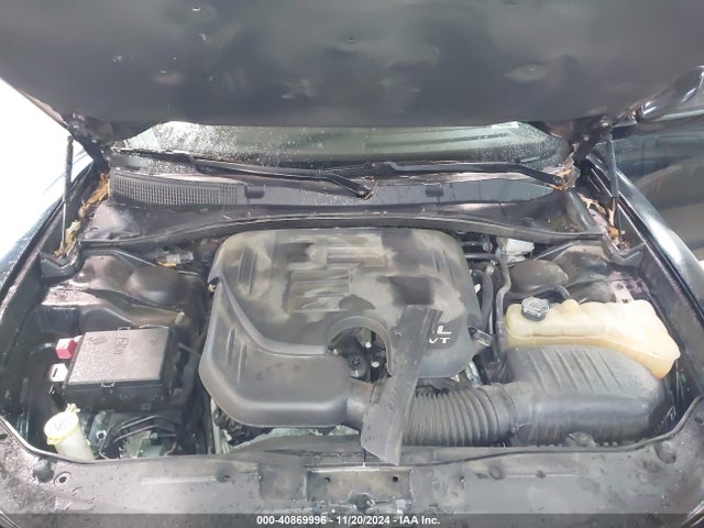 2C3CDXHGXHH562818 Dodge Charger Sxt Rwd