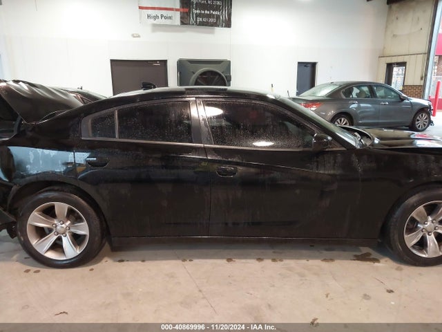 2C3CDXHGXHH562818 Dodge Charger Sxt Rwd