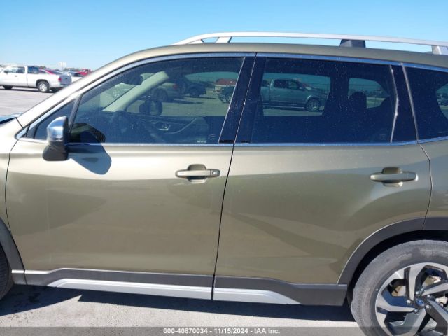 JF2SKARC0NH467046 Subaru Forester Touring