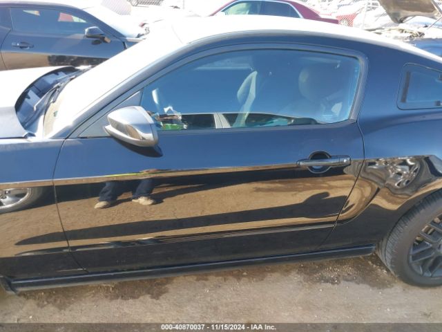 1ZVBP8AM3E5212452 Ford Mustang V6