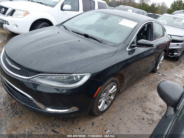 Chrysler 200 Limited 2016 1C3CCCAB0GN132196 Image 2