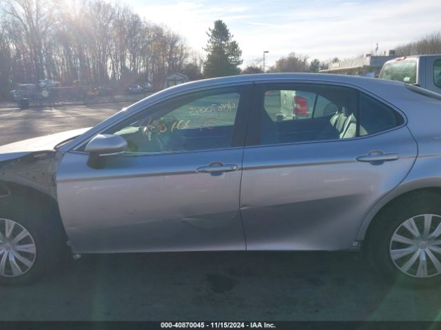 4T1H31AKXNU572138 Toyota Camry Le Hybrid