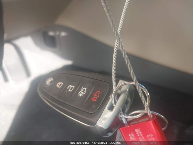 1FAHP2E81JG136242 Ford TAURUS SEL