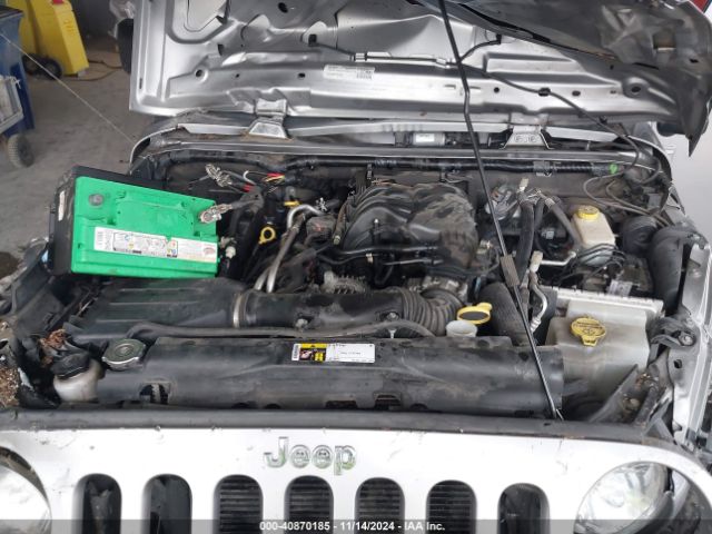 1C4BJWDG1GL202113 Jeep Wrangler Unlimited Sport
