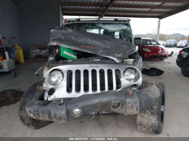 1C4BJWDG1GL202113 Jeep Wrangler Unlimited Sport