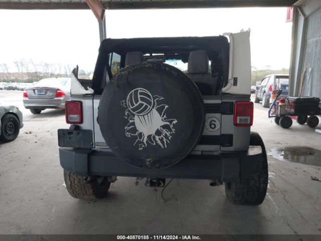 1C4BJWDG1GL202113 Jeep Wrangler Unlimited Sport