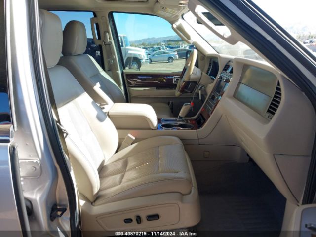 5LMJJ2H53EEL05704 Lincoln Navigator