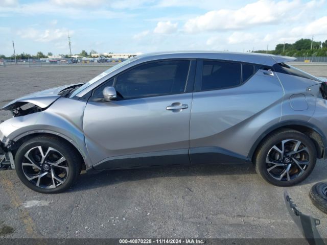 JTNKHMBX0J1007749 Toyota C-HR XLE