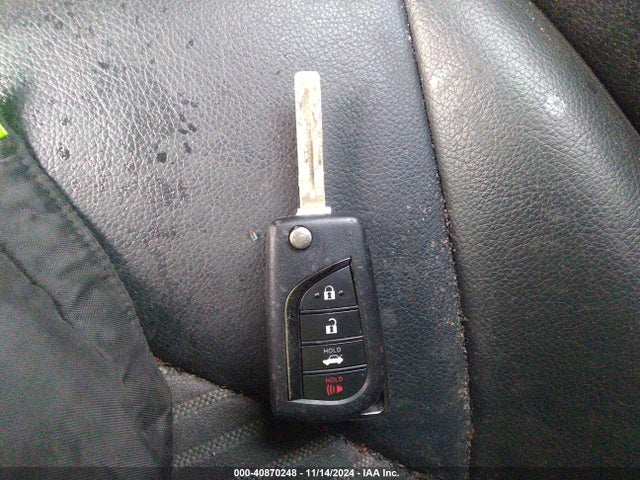 4T1G11AK6LU401076 Toyota CAMRY SE