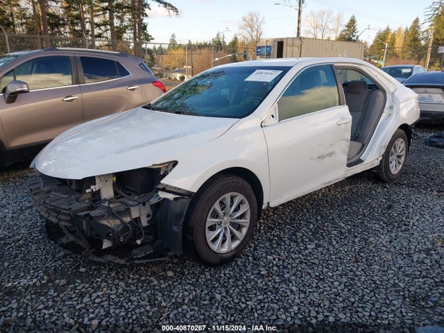 Toyota CAMRY LE 2015 4T4BF1FK8FR487263 Image 2