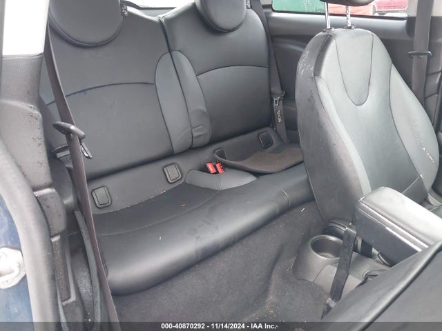 2010 MINI COOPER WMWMF3C5XATZ60917 Photo 7
