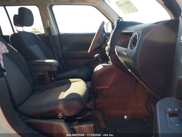 1C4NJPFB0ED719270 Jeep Patriot Latitude