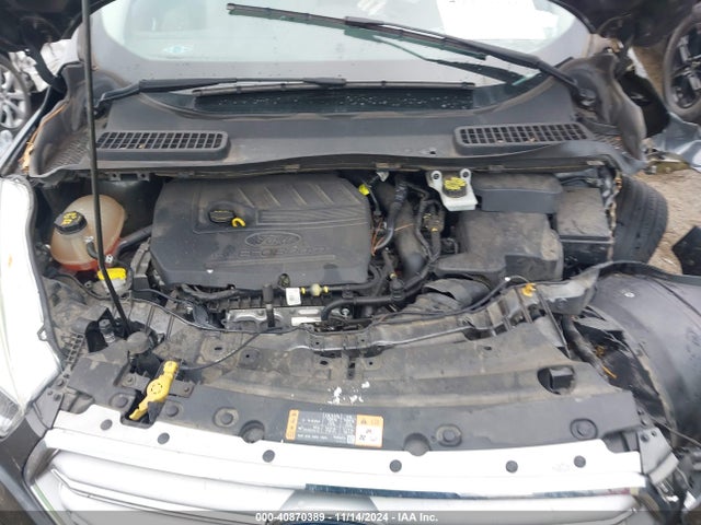 1FMCU0GD4HUE51541 Ford ESCAPE SE