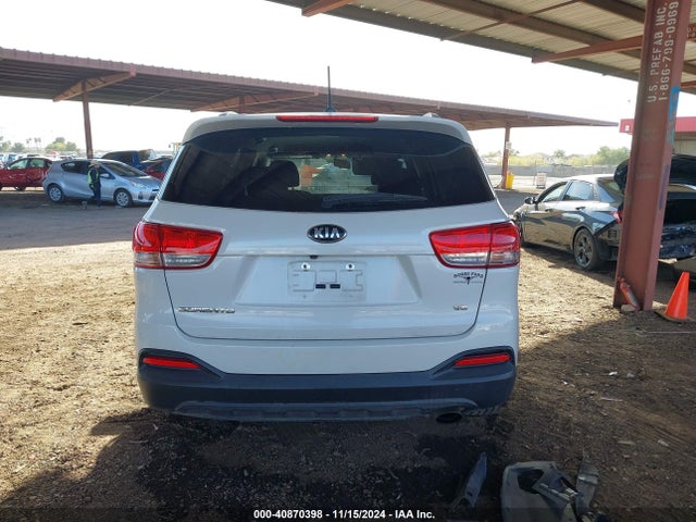 5XYPG4A54JG367619 KIA Sorento 3.3l Lx