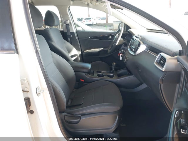 5XYPG4A54JG367619 KIA Sorento 3.3l Lx