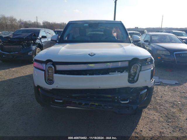7PDSGABA5PN028155 Rivian R1s Adventure