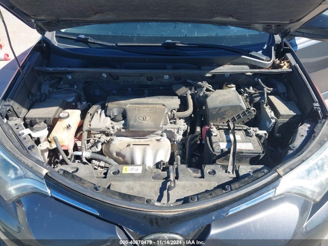 Toyota RAV4 LE 2017 JTMZFREV6HJ127436 Image 10