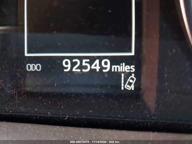 Toyota RAV4 LE 2017 JTMZFREV6HJ127436 Image 16