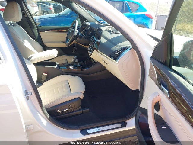 5UXTR7C59KLF30814 BMW X3 Sdrive30i