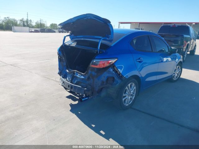 3MYDLBZV6GY102200 Scion IA